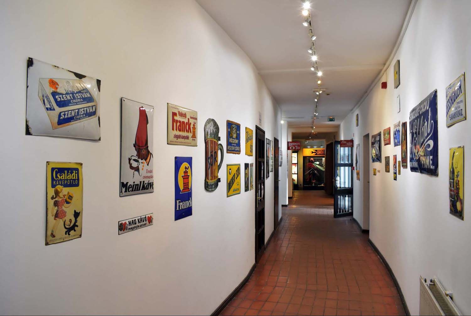 Réder Brigi fotográfus vizsgaremek 