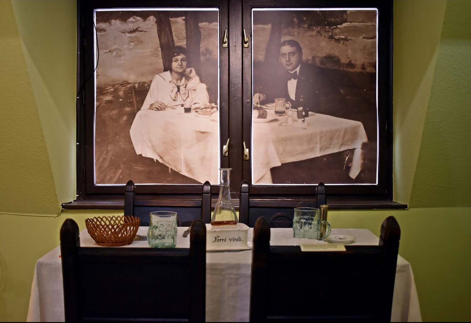 Réder Brigi fotográfus vizsgaremek 