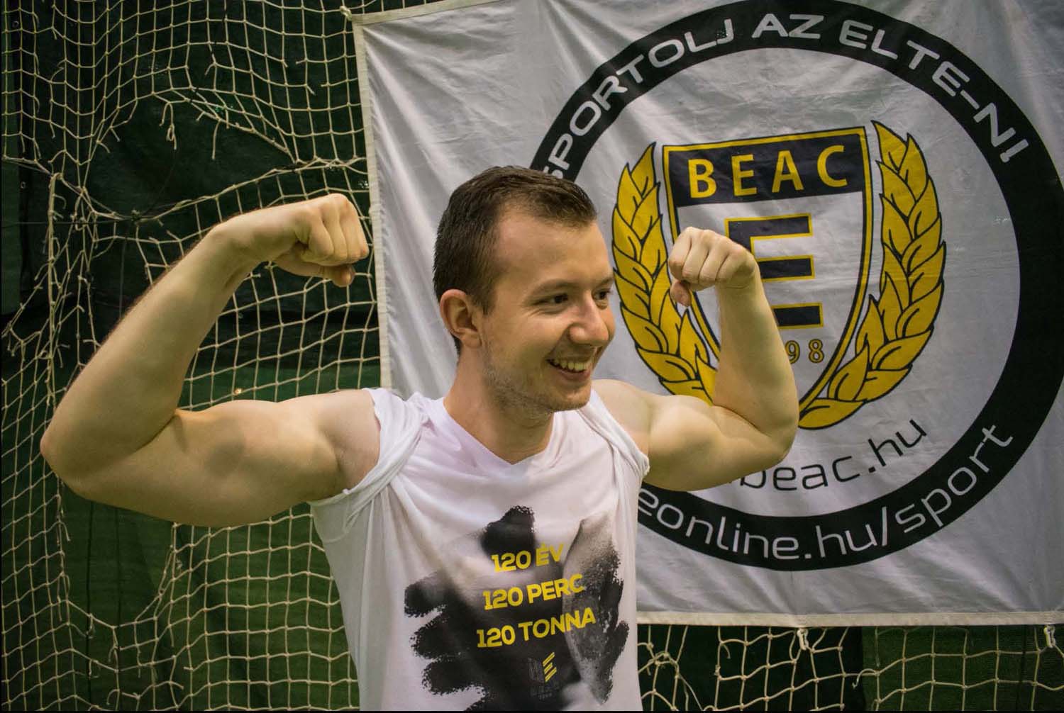 Réder Brigi fotográfus vizsgaremek 