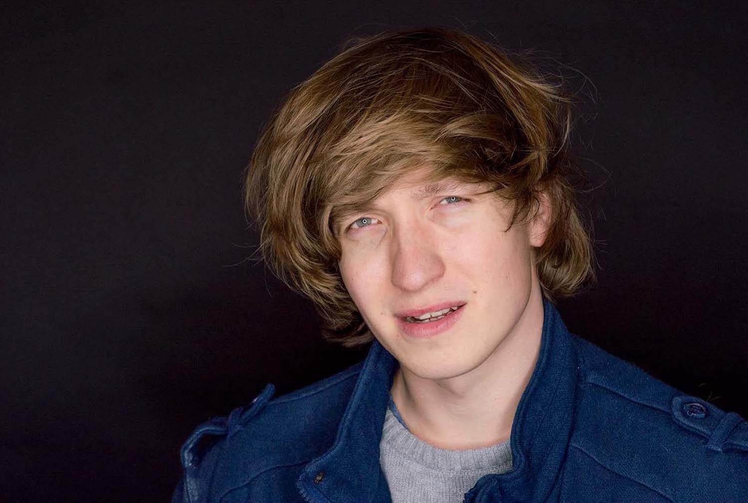 Réder Brigi fotográfus vizsgaremek 