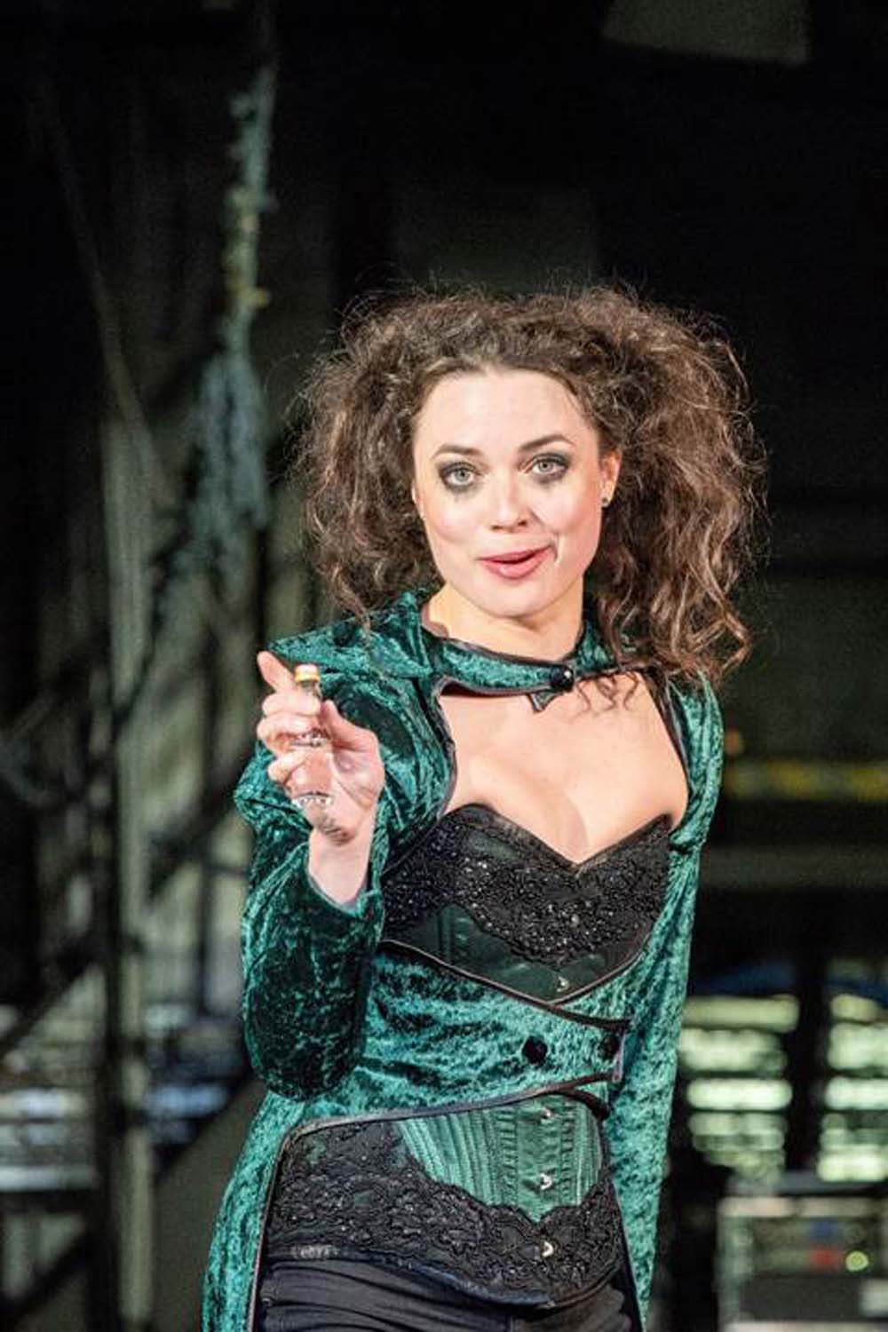 Stipkovits-Ábrány Nikoletta fotográfus vizsgaremek 