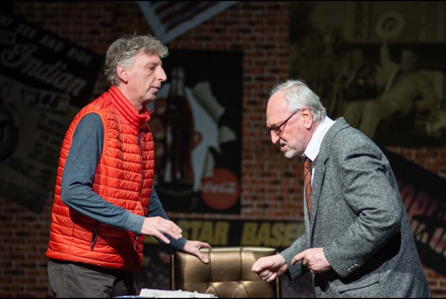 Udvardy-Marton Kinga fotográfus vizsgaremek 