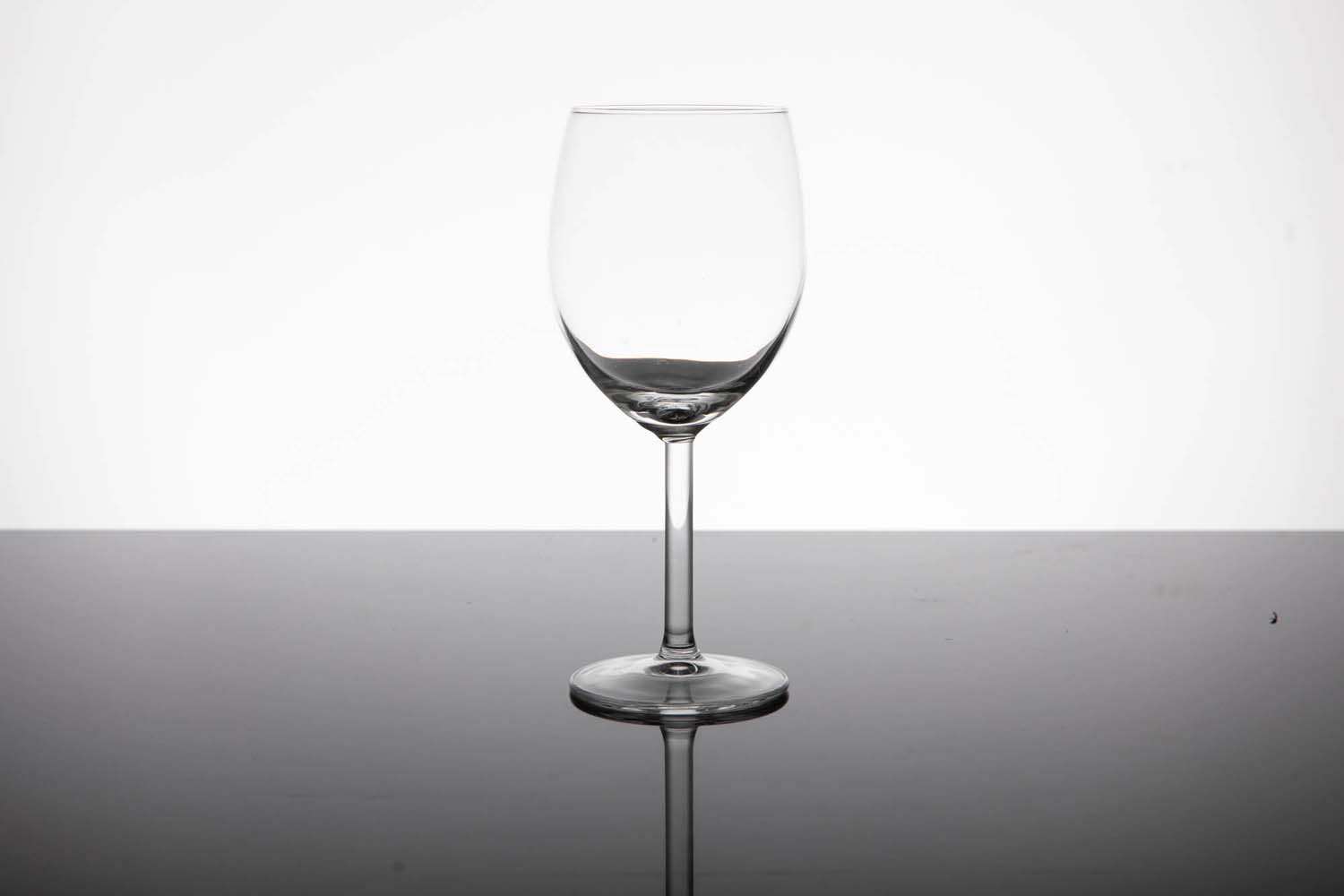 Vörös Ádám fotográfus vizsgaremek 