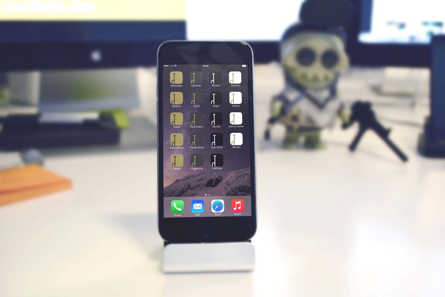 Forgács Levente grafikus képzés végén leadott vizsgaremek 