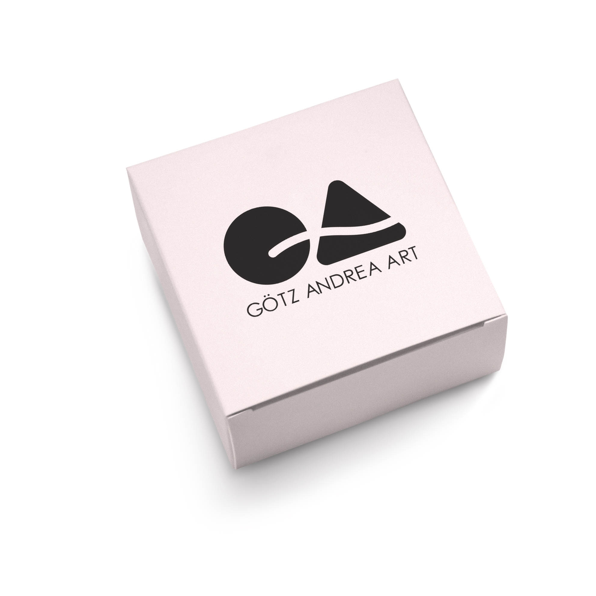 Szilágyi Lilla Krisztina  grafikus képzés végén leadott portfólió 