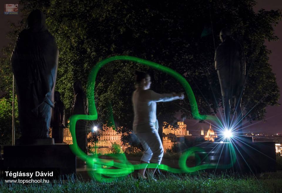 Éjszakai fotózás gyakorlat aa fotós iskolában