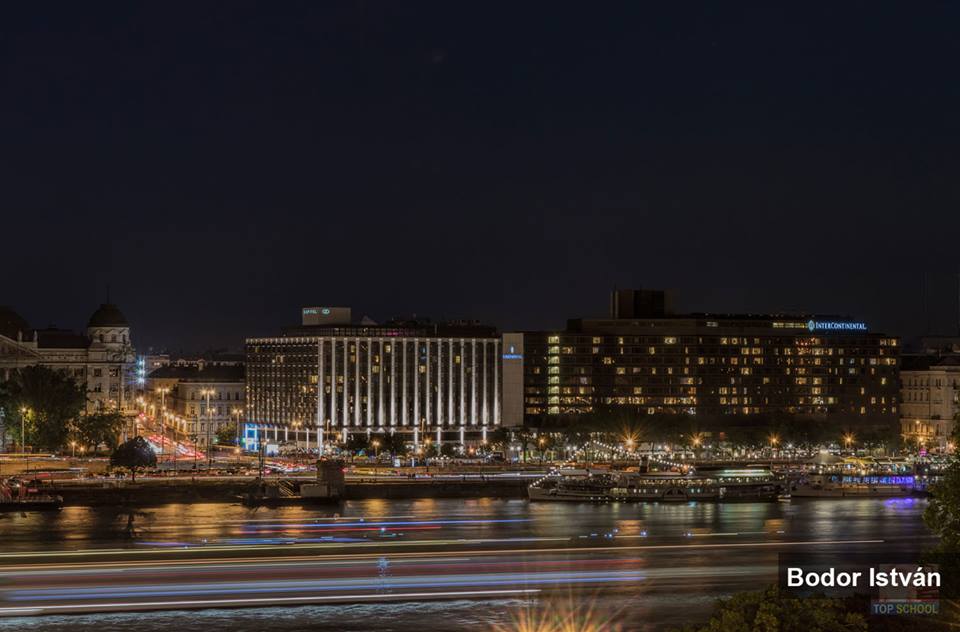 Éjszakai fotózás gyakorlat aa fotós iskolában